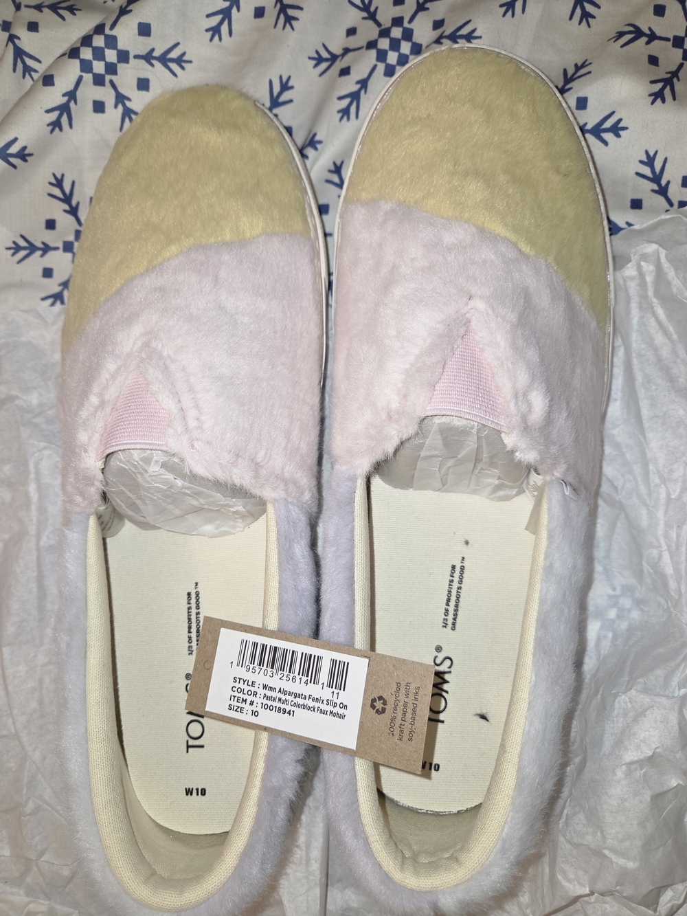 NWT TOMS Women’s Fenix Slip-On Pastel Colorblock Faux Mohair Slipper.